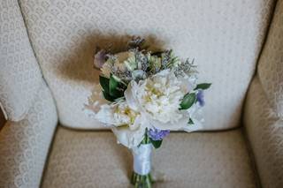 Cottage Rose Floral Design - 11