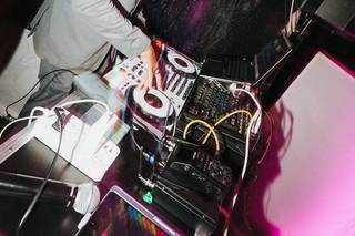 Jade DJ Entertainment, DJ Joey G. - 5