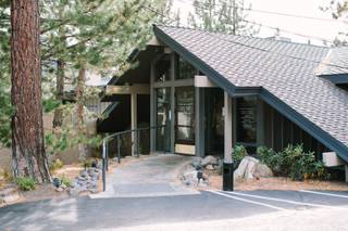 Chart House Stateline - 6