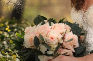 A Man and A Woman Floral Design - 60