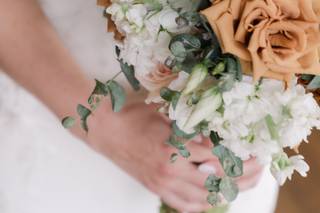 Love Blooms Wedding and Event Design - 39