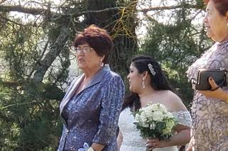 Fieldstone Florals - 12