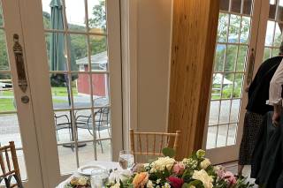 Dancing Tulip Floral Boutique - 31