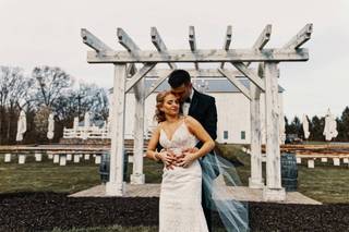 THE WHITE BARN AT LUCAS FARM - 63