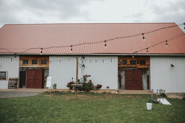 Croix-View Farm - 3
