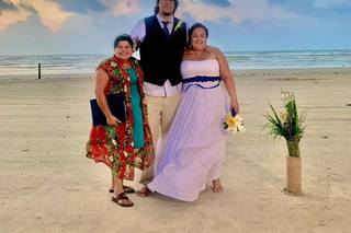 The Love Officiant Renee Reyes - 14