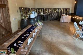 Josabi's Acres Wedding & Event Center - 10