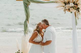 Elizabeth Grace & Co - 12