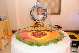 FS Fruit Arrangements & Snacks - 10