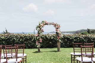 Opihi Love Destination Wedding & Events - 36