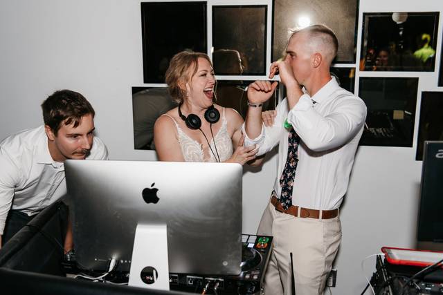 Bellagala DJs 1