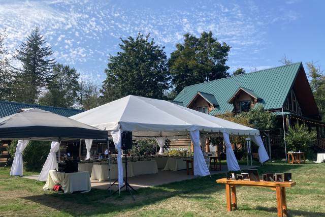 The Wallace Falls Lodge 1