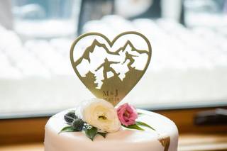 Petal and Bean Floral and Event Planning - 31