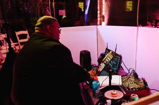 Signature DJs - 30
