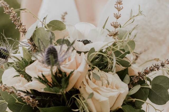 Laura's Flower Boutique 2