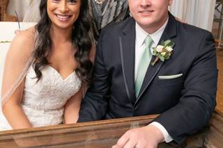 Annemarie Juhlian, Seattle Wedding Officiant & Minister - 25