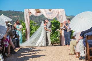 Abbot's Passage Winery & Mercantile - 17