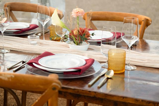 Misty Acres Flower Farm & Floral Design - 1