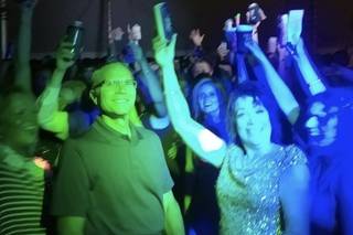 Hemmelgarn Entertainment DJ & Photo Booth Services, LLC - 32