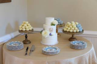 The Cupcake Shoppe Bakery - 28