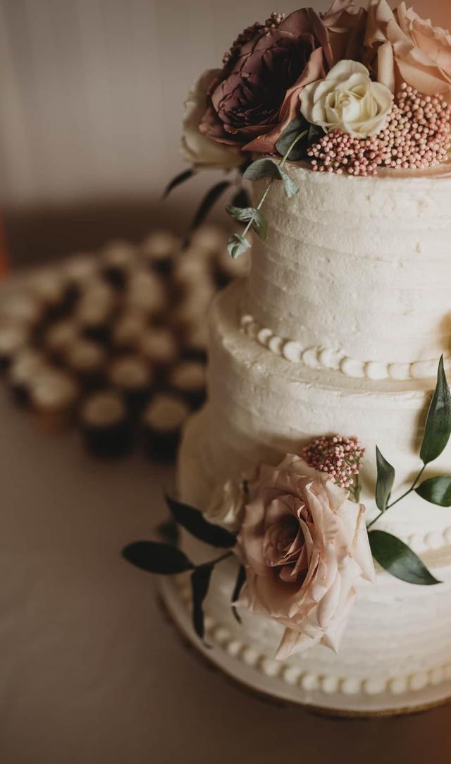 Lily Cakes - 1