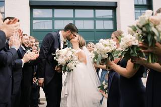 Fleur De Lis Florist - 53