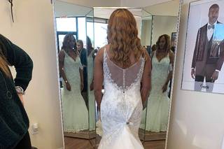 Mimi's Bridal and Formalwear - 5