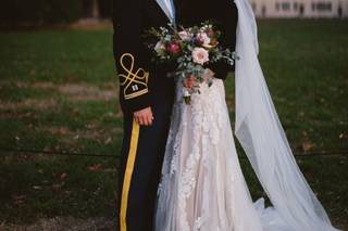 Colorfully Yours Weddings & Events - 34