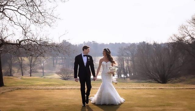 A More Perfect Union - Hope Mirlis - 1