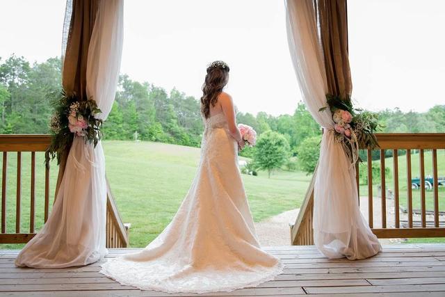 Simple Elegance Bridal and Formal Wear - 1