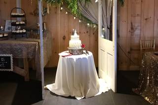 The Barn - Bella Amore - Glass on Enchanted Acres - 99