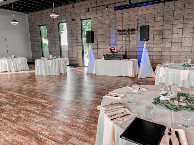 Elite Event DJ Services - 3