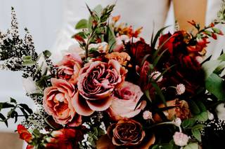 Laura of Lauxmont Floral Designs - 56