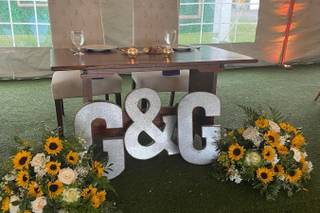 Little Miss Lovely Floral Design & Event Decorating - 27