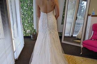 Recycle Bridal Boutique - 7