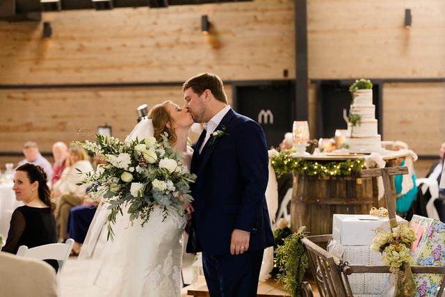 Perfect Touch Custom Weddings - 4
