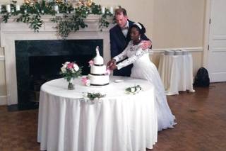 How Sweet It Is Cake Studio - 37