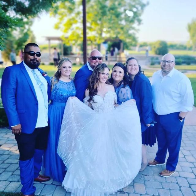 Ella's Vineyard - 1