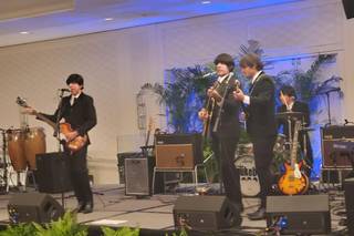The Jukebox: Tributo a Los Beatles - 7