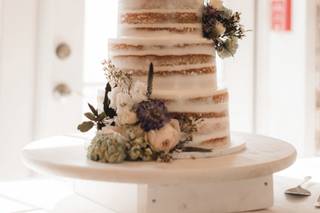 Cakes by Darcy - 100