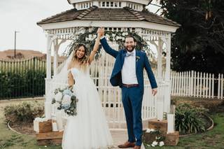 Dantella Bridal & Tailoring - 24