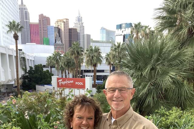 Tropicana LV Weddings 4