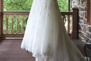 Renaissance Bridals and Prom - 23