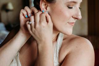 Elizabeth Dugan Hairstylist and Makeup Artist - 9