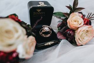 Bloomwoods Weddings By Kim Nelson - 17
