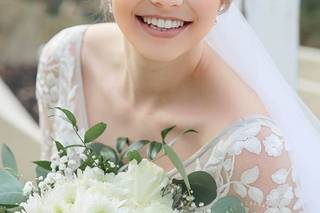 Hannah Easterwood Hair & Makeup Artistry - 13