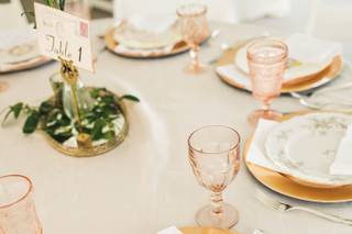Southern Vintage Table - 50