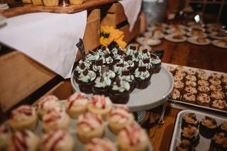 Frosted Swirl Cupcakes - 96