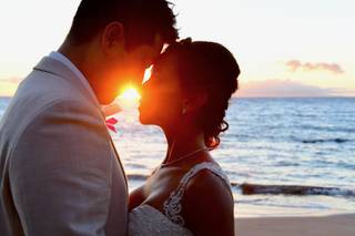 Hawaiian Island Weddings - 17