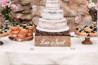 Jamie-Cakes Bakery Boutique - 36